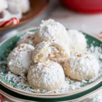 Christmas Cookie Recipes Holiday : Snowball Cookies